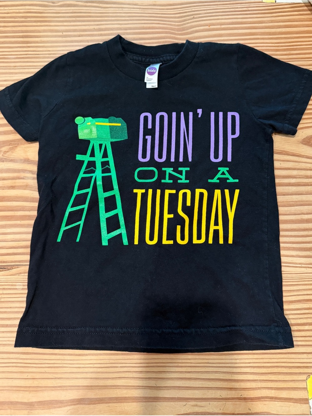 Mardi Gras tee ~ Goin up on a Tuesday